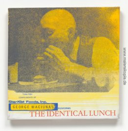 George Maciunas führt das Identische Lunch George Maciunas führt das Identische Lunch
