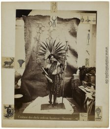 Kostüm des chefs indiens Appiacaz (Amazone) Kostüm des chefs indiens Appiacaz (Amazone)