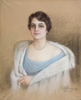 Frau mit Perlen