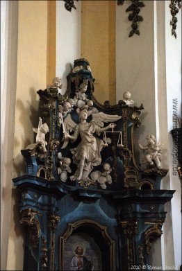 Altar des heiligen Judas Thaddäus mit Erzengel Michael