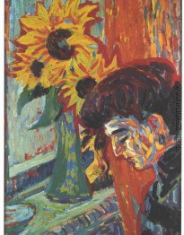 Kopf einer Frau vor der Sonnenblumen