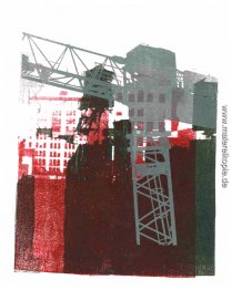 Graues Gebäude Kran und Wassertürme in Manhattan Graues Gebäude Kran und Wassertürme in Manhattan