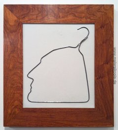 Hanging Man in Porzellan Hanging Man in Porzellan