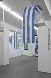 Foto-Souvenir: Westwind (Vent d'Ouest), travail situé Foto-Souvenir: Westwind (Vent d'Ouest), travail situé