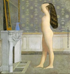 Figur vor einem Mantel Figur vor einem Mantel