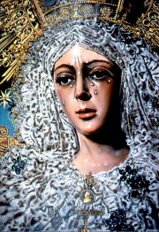 Macarena Esperanza Macarena Esperanza