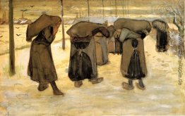 Bergarbeiterfrauen mit Säcken von Kohle