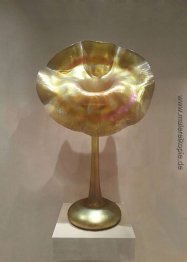 Jack-in-the-Kanzel Vase