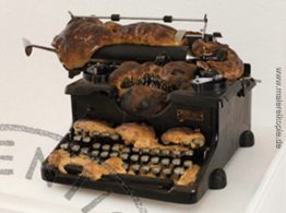 Brotteigobjekt Schreibmaschine