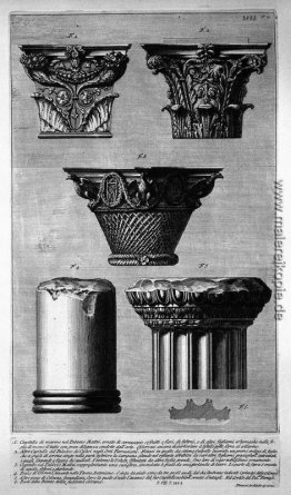 Stücke von Säulen und Kapitellen