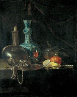Stillleben mit einem Pilgrim Flask, Leuchter, Porzellan-Vase und