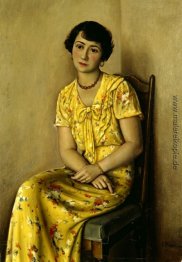 Jeune femme en jaune Jeune femme en jaune