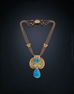 Halskette. Schwarze Opale, Demantoid Granat, Saphir, Emaille, Go