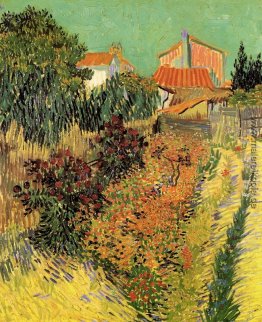 Garten hinter einem Haus