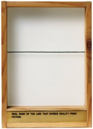 Echt Rand der Zeile, die Realität von Fiktion Dividiert Echt Rand der Zeile, die Realität von Fiktion Dividiert