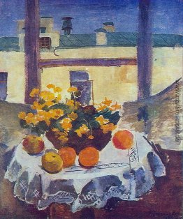 Stillleben. Tisch mit Früchten und gelben Blumen. Stillleben. Tisch mit Früchten und gelben Blumen.