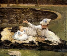 Mrs. Newton mit einem Kind durch einen Pool Mrs. Newton mit einem Kind durch einen Pool
