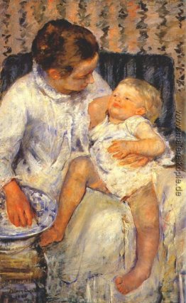 Mutter über ihr Kind Sleepy waschen Mutter über ihr Kind Sleepy waschen