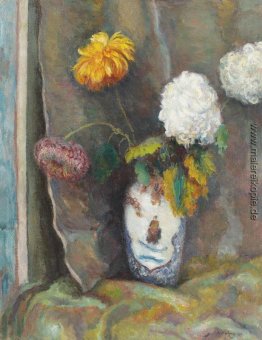 Chrysanthemen in der japanischen Vase Chrysanthemen in der japanischen Vase