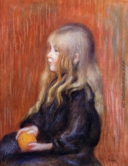 Coco Holding eine orange Coco Holding eine orange