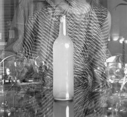 Tisch für vier Personen Tisch für vier Personen