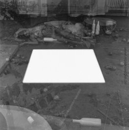 Vier Themen gleichmäßig um einen vorbereiteten Boden Divided Vier Themen gleichmäßig um einen vorbereiteten Boden Divided