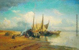 Lastkähne auf Volga Lastkähne auf Volga