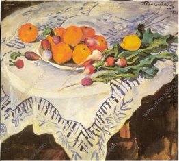 Stillleben. Orangen und Radieschen. Kislowodsk. Stillleben. Orangen und Radieschen. Kislowodsk.
