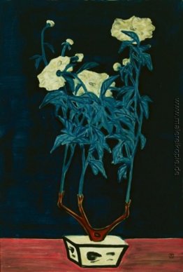 Eingemachte Blumen in einem blauen und weißen Jardiniere Eingemachte Blumen in einem blauen und weißen Jardiniere