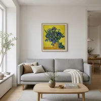 Stillleben mit Iris — Skandinavisches Haus