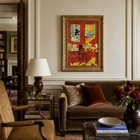 Large Red Interior — Haus eines Kunstsammlers