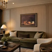 Stillleben mit Glas Oliven — Boutiquehotel