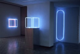 Blue Box Off the Wall, Blue Box, Blau Innenecke Neon Blue Box Off the Wall, Blue Box, Blau Innenecke Neon