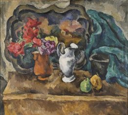 Stillleben. Tablett und Blumen. Stillleben. Tablett und Blumen.